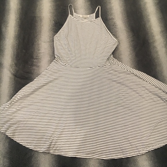 Billabong Dresses & Skirts - Billabong striped dress